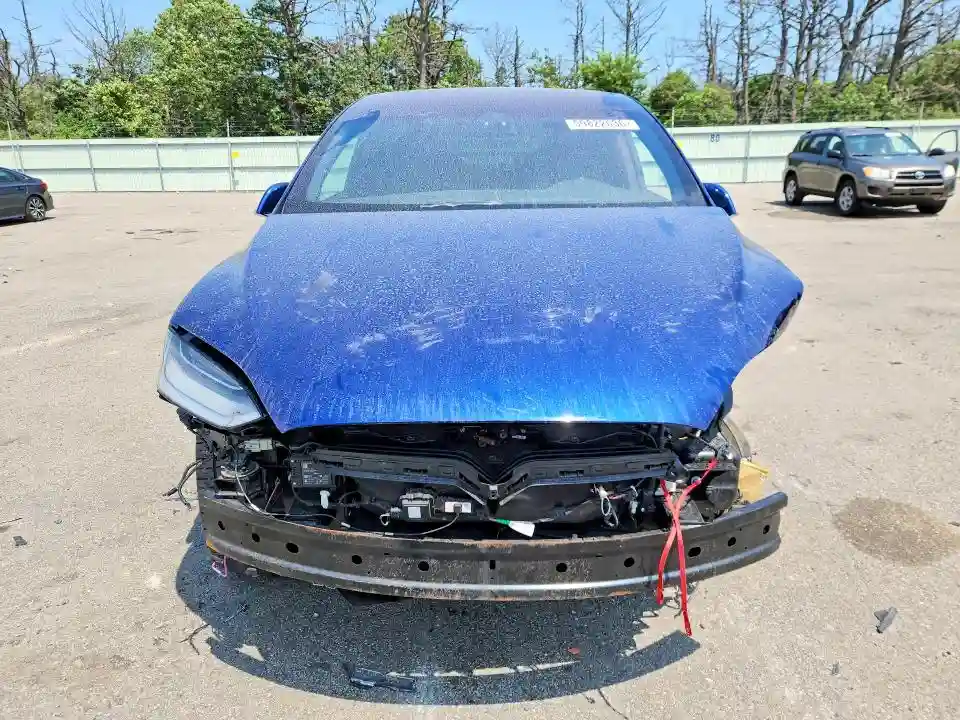 5YJXCBE2XLF233529 2020 TESLA MODEL X-4