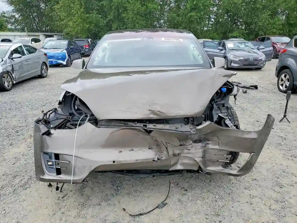 5YJXCBE45GF005753 2016 TESLA MODEL X-4
