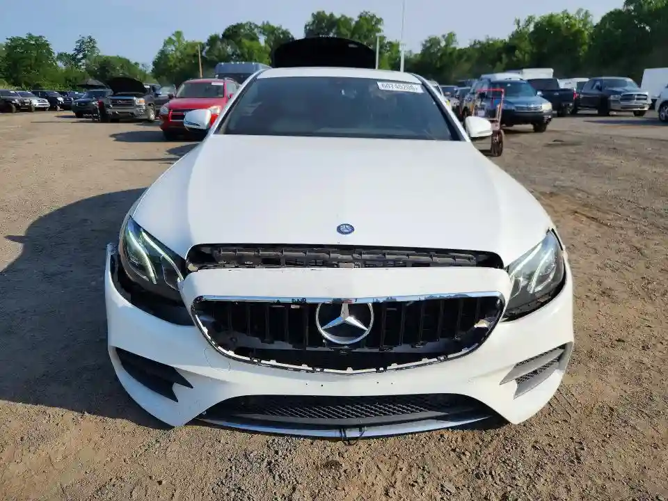 WDDZF4KB8HA083491 2017 MERCEDES-BENZ E-CLASS-4