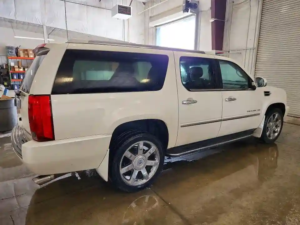 1GYS4HEF9DR102000 2013 CADILLAC ESCALADE-2