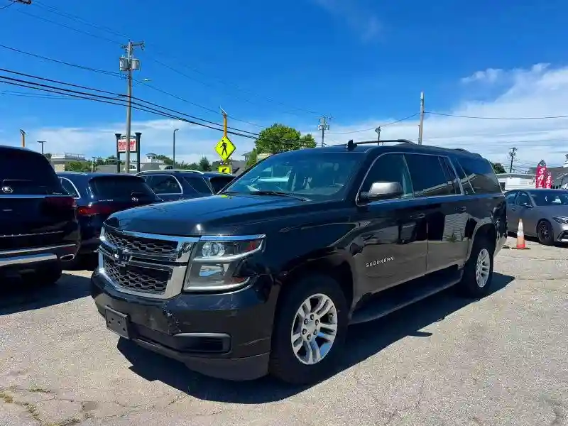 1GNSKHKC5HR196718 2017 CHEVROLET SUBURBAN-1