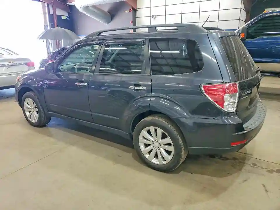JF2SHAEC8CH441165 2012 SUBARU FORESTER-1
