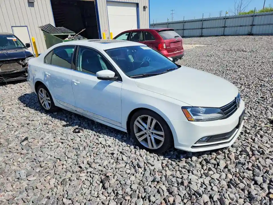3VWL17AJ4HM259591 2017 VOLKSWAGEN JETTA-3