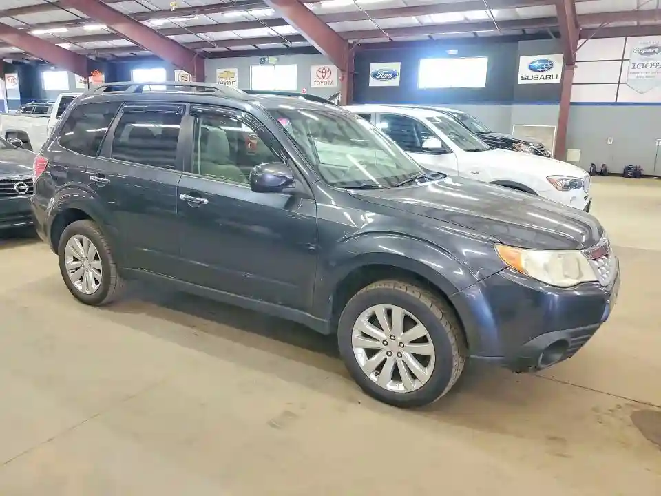JF2SHAEC8CH441165 2012 SUBARU FORESTER-3