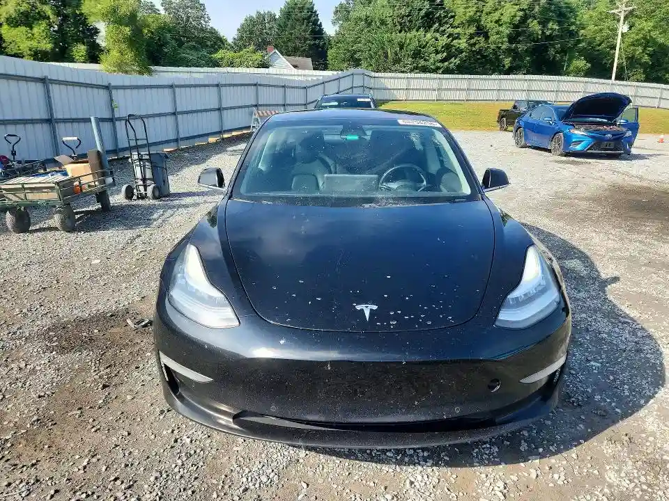 5YJ3E1EA5KF325138 2019 TESLA MODEL 3-4