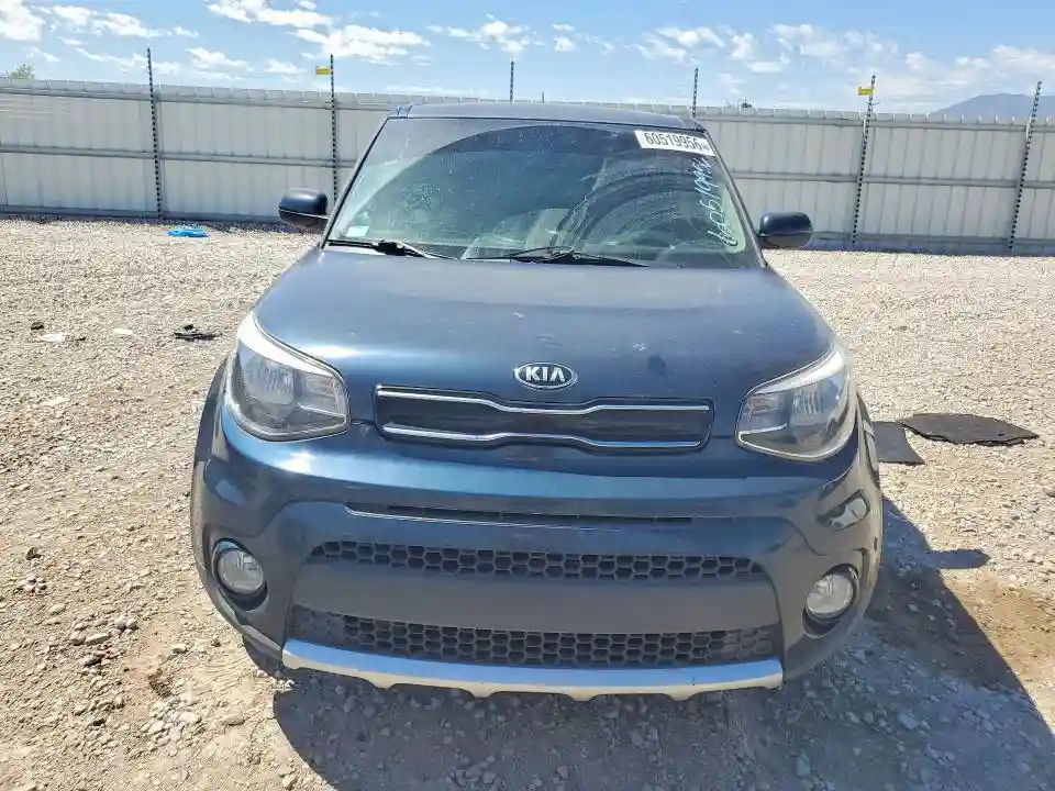 KNDJP3A57H7464143 2017 KIA SOUL-4