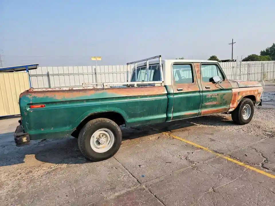 F35JCY23119 1977 FORD F350-2