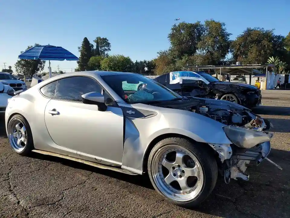 JF1ZNAA1XD1734124 2013 SCION FRS-3
