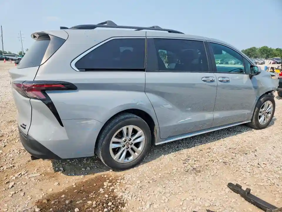 5TDCSKFC8PS083804 2023 TOYOTA SIENNA-2