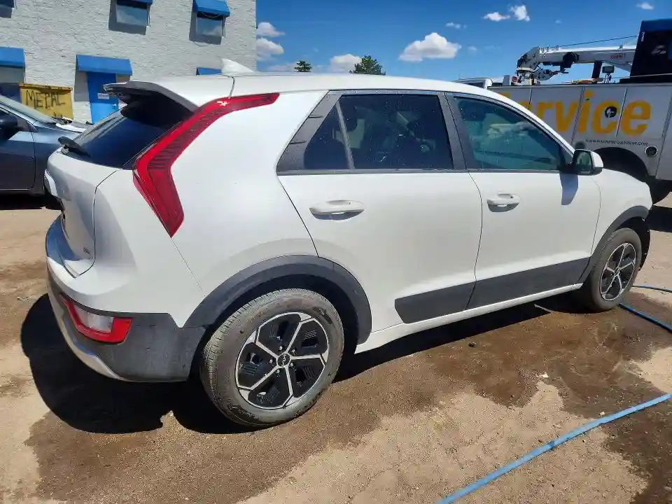 KNDCP3LE6T5322781 2026 KIA NIRO-2