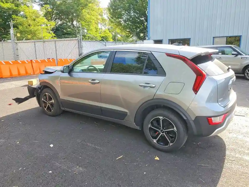 KNDCP3LE7T5337984 2026 KIA NIRO-1