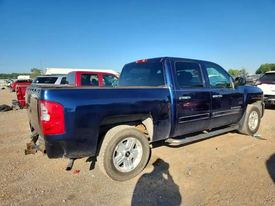 3GCPKSE32BG156224 2011 CHEVROLET SILVERADO-2