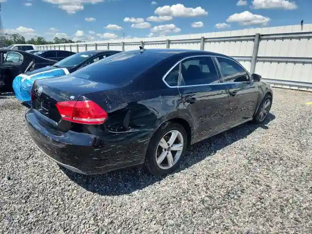 1VWBP7A3XDC053375 2013 VOLKSWAGEN PASSAT-2
