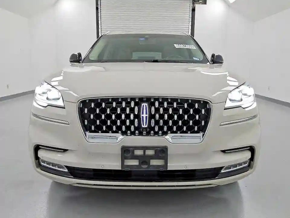 5LMYJ8XY1PNL01747 2023 LINCOLN AVIATOR-4