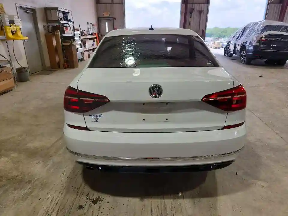 1VWAA7A39JC008016 2018 VOLKSWAGEN PASSAT-5