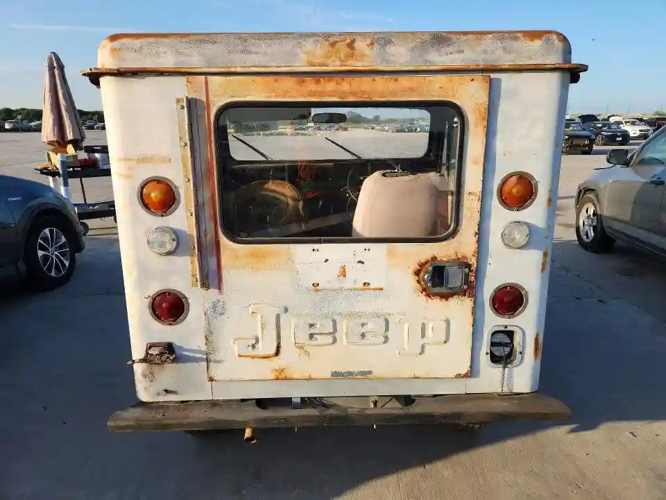 1UTBF00A4DS000634 1983 JEEP DISPATCHER-5