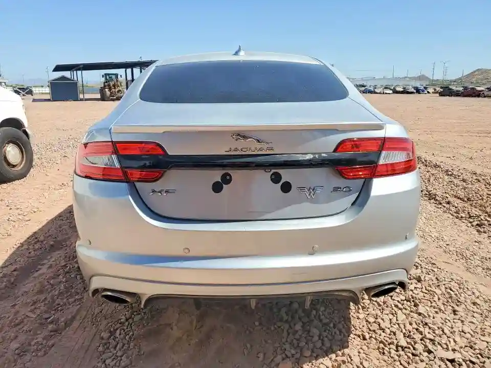 SAJWA0F75F8U65963 2015 JAGUAR XF-5