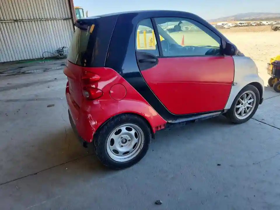 WMEEJ3BA8DK657831 2013 SMART FORTWO-2