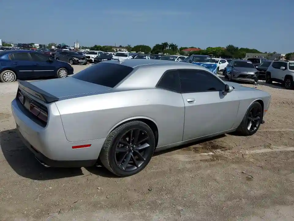 2C3CDZFJ2NH156358 2022 DODGE CHALLENGER-2