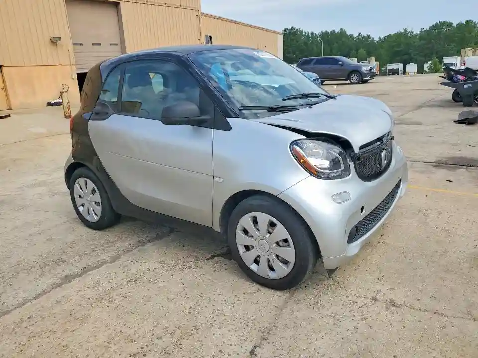 WMEFJ5DA3GK076996 2016 SMART FORTWO-3