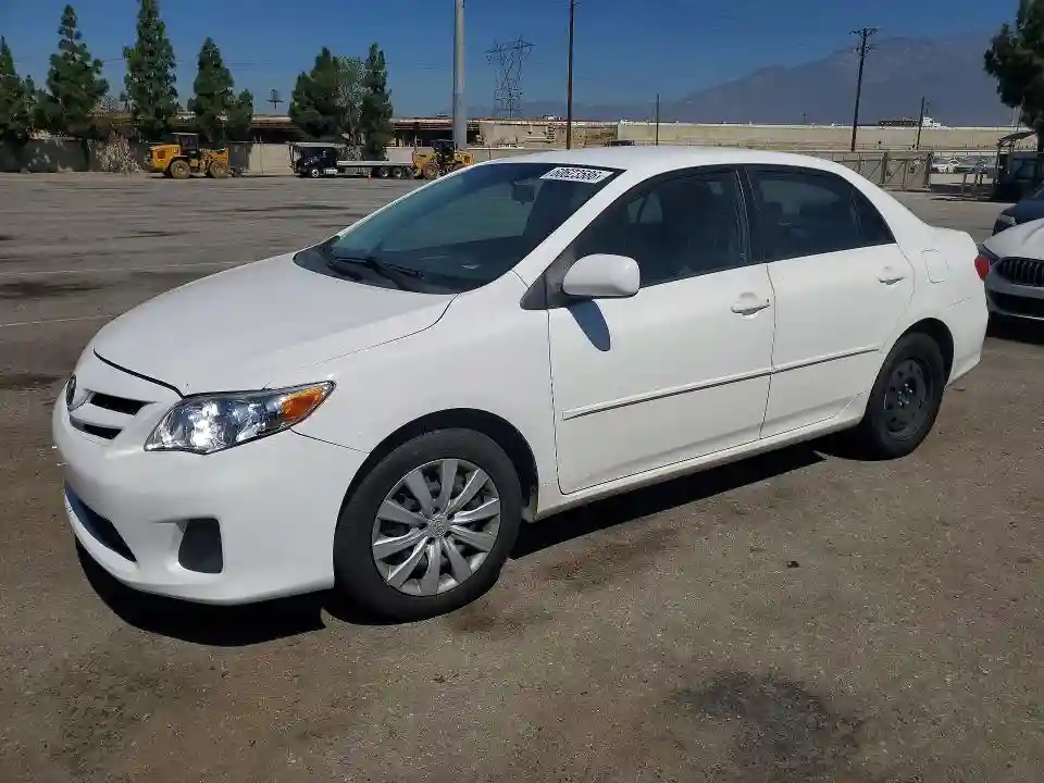 2T1BU4EE8CC765234 2012 TOYOTA COROLLA-0