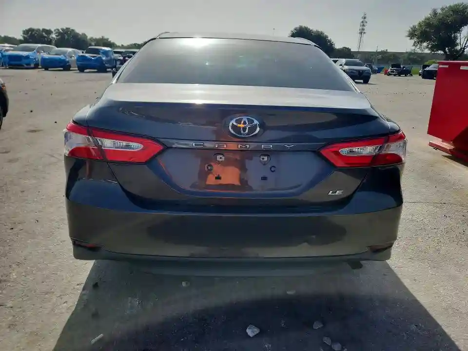 4T1B11HK4JU045627 2018 TOYOTA CAMRY-5