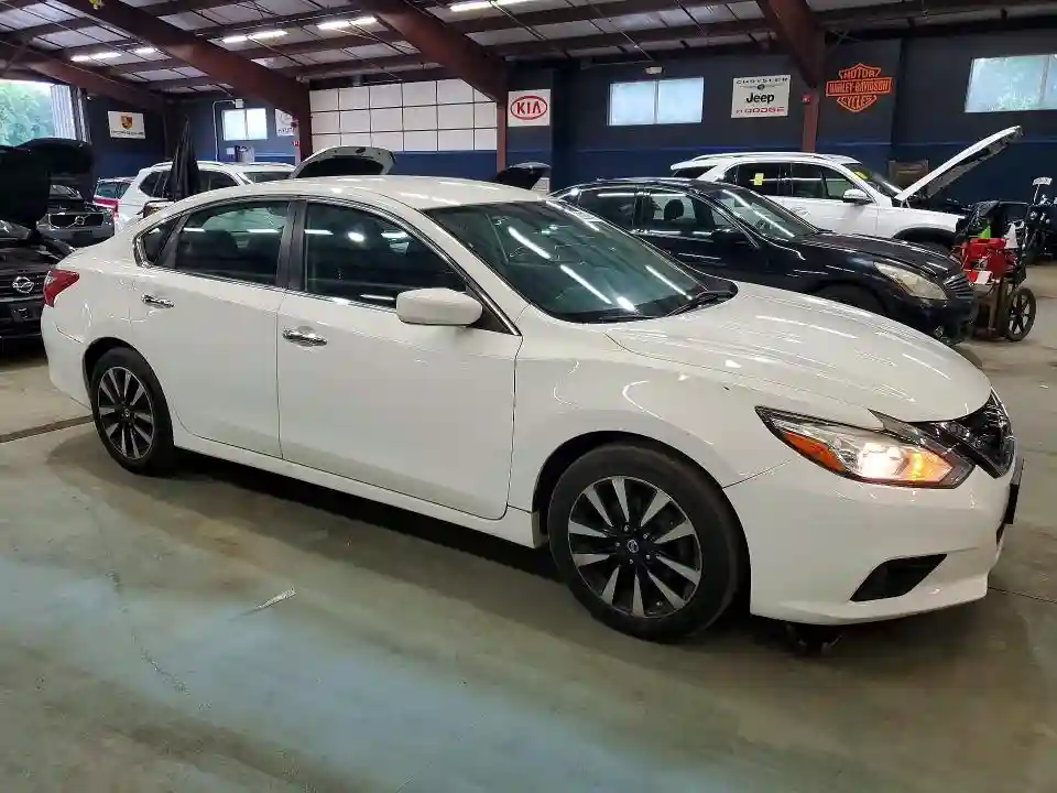 1N4AL3AP0JC138524 2018 NISSAN ALTIMA-3