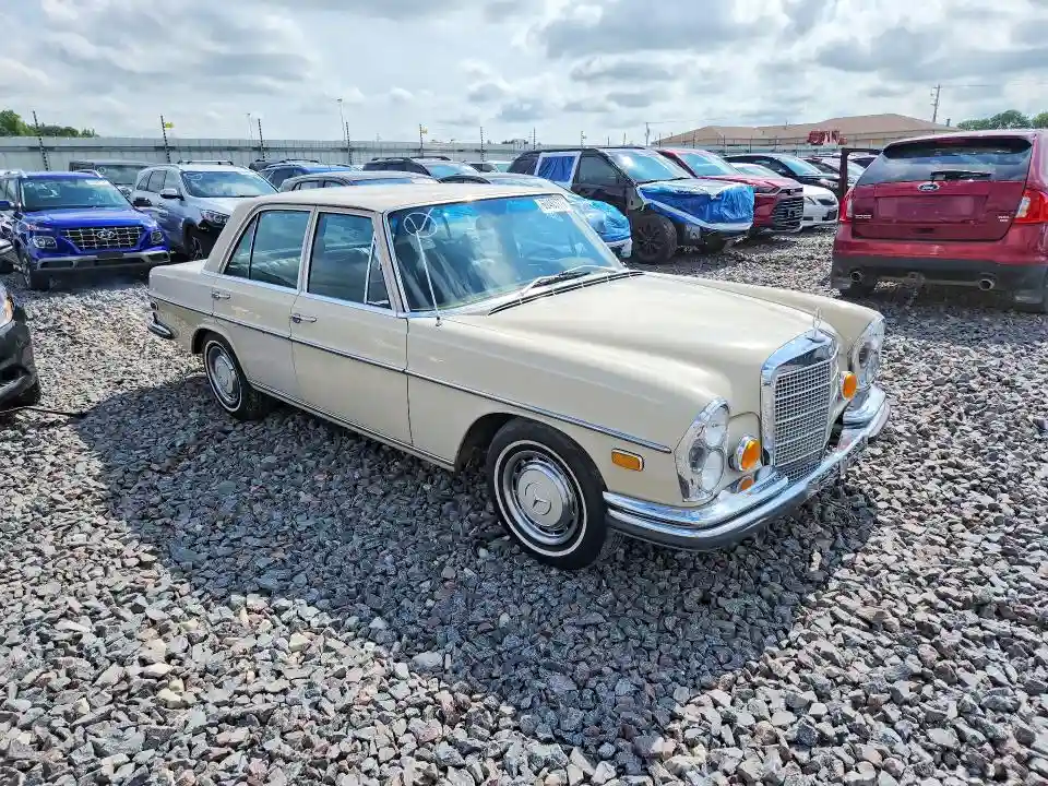 10806712012913 1972 MERCEDES-BENZ 280-CLASS-3