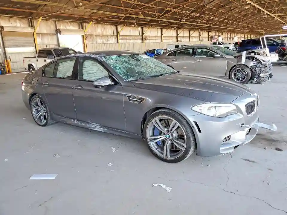 WBSFV9C51DD096994 2013 BMW M5-3