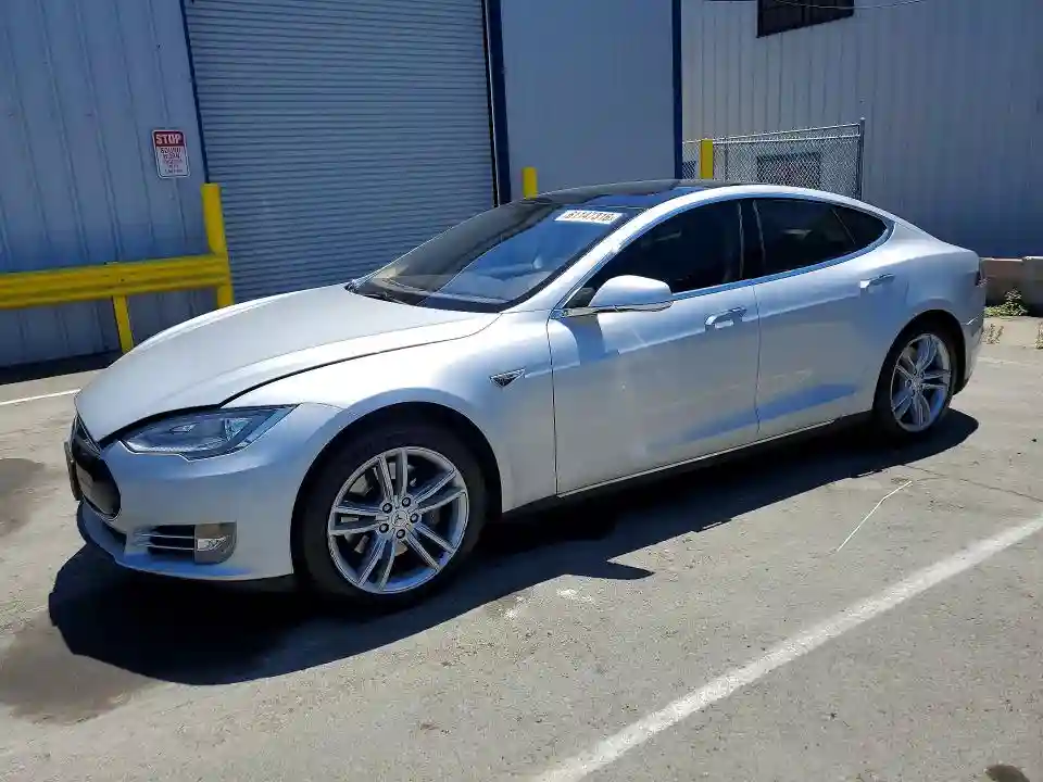 5YJSA1CN3DFP13548 2013 TESLA MODEL S-0