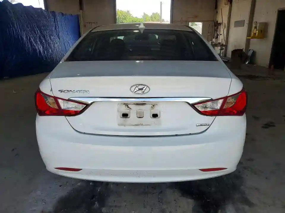 5NPEC4AC5BH118645 2011 HYUNDAI SONATA-5