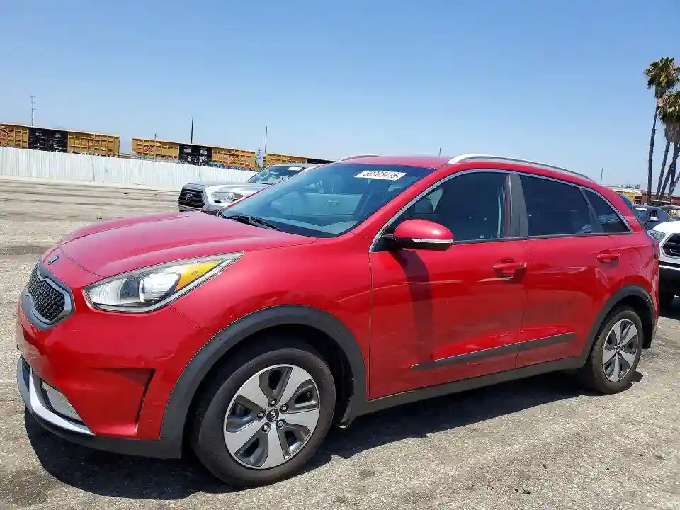 KNDCC3LC8J5128390 2018 KIA NIRO-0