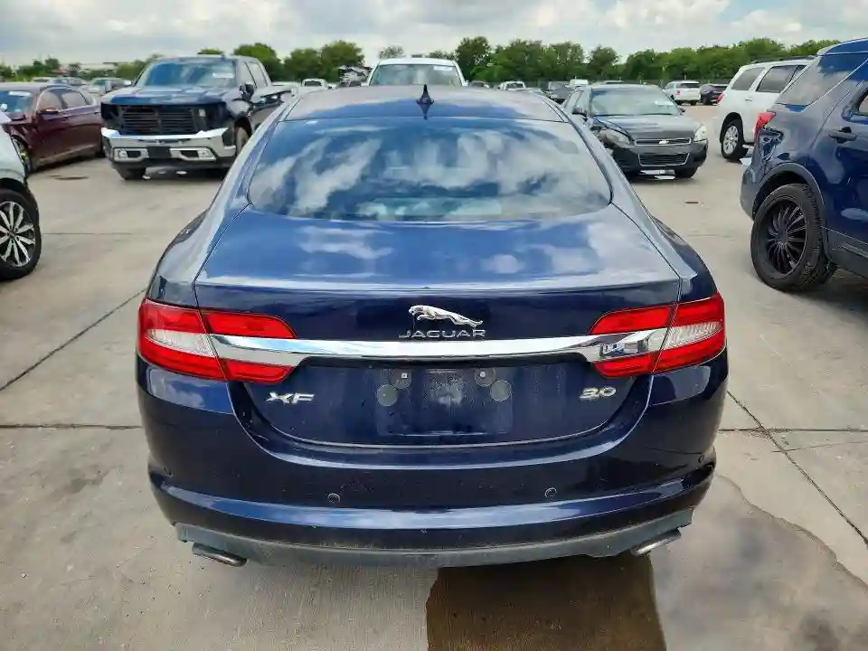 SAJWA0F77F8U88175 2015 JAGUAR XF-5