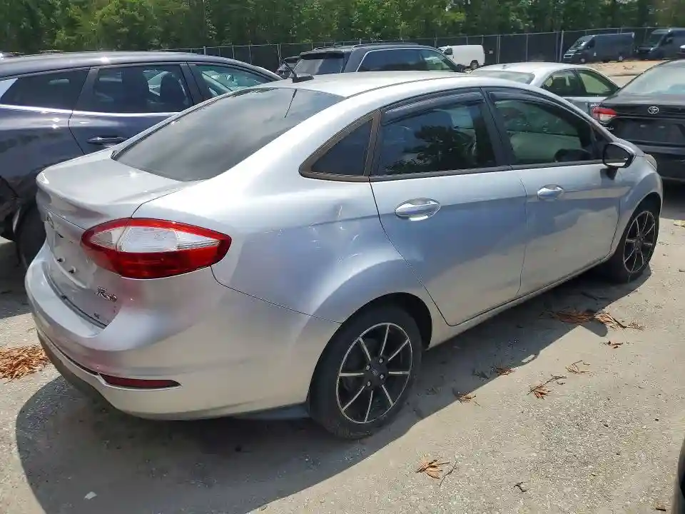 3FADP4BJ8HM101019 2017 FORD FIESTA-2