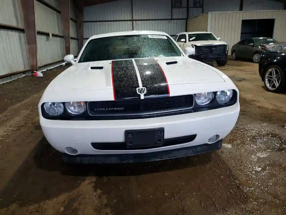 2B3CJ4DV1AH110397 2010 DODGE CHALLENGER-4