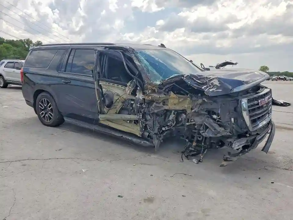 1GKS2HKD2MR276297 2021 GMC YUKON-3