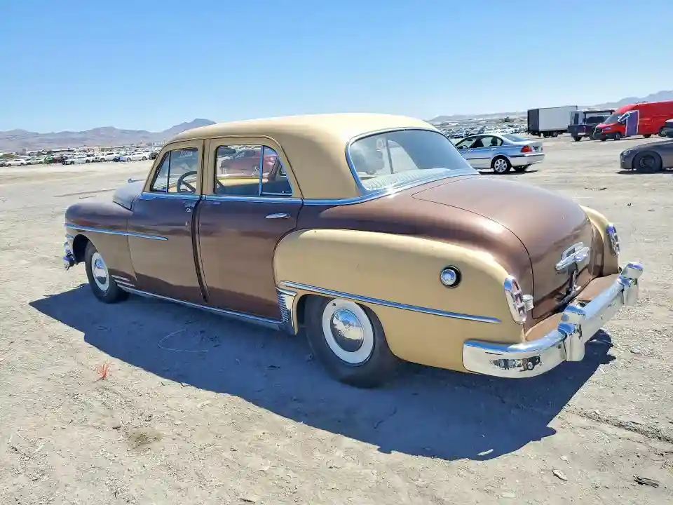 62019909 1950 CHRYSLER 200-1