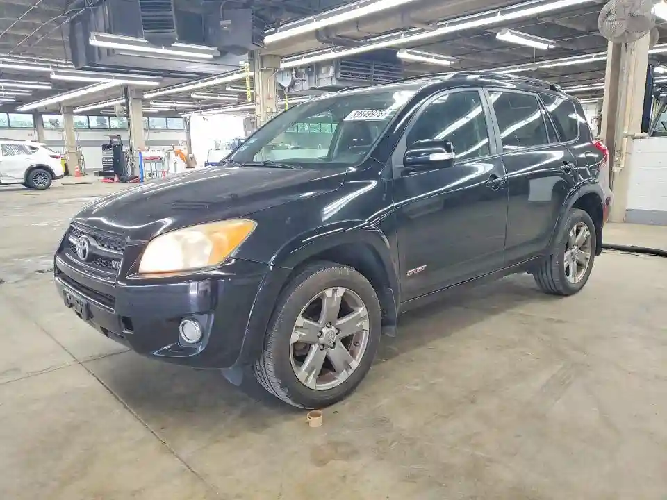 JTMRK4DV3B5099269 2011 TOYOTA RAV4-0