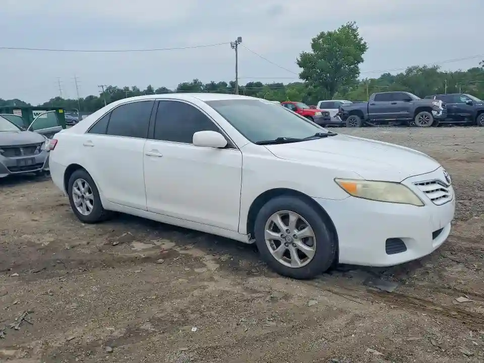 4T1BF3EK9BU617178 2011 TOYOTA CAMRY-3