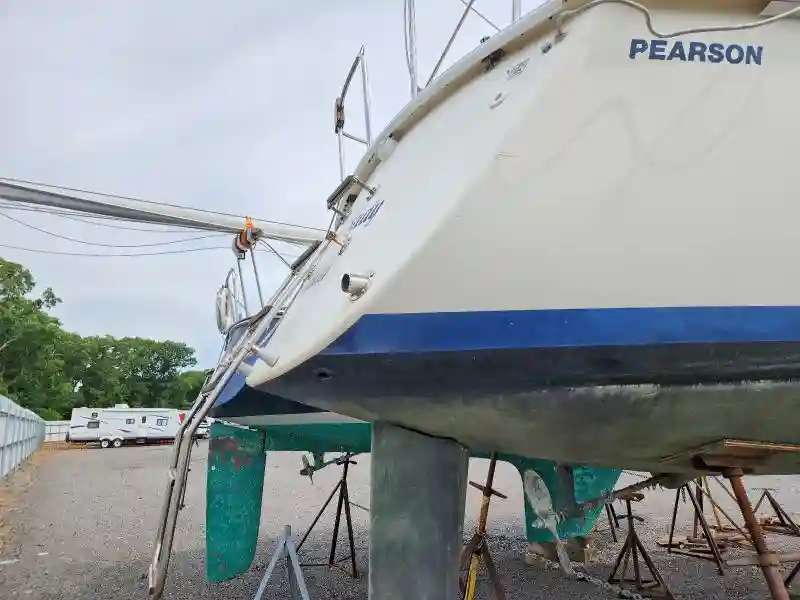 PEA80148C686 1986 PEARSON 28-2-4