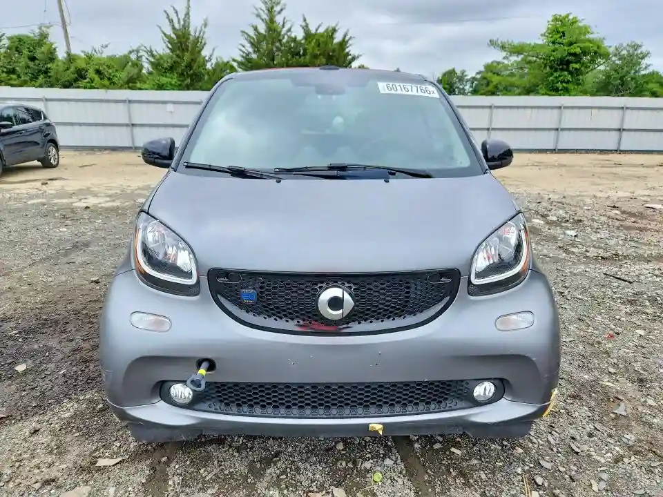 WMEFK9BA8KK393186 2019 SMART FORTWO-4