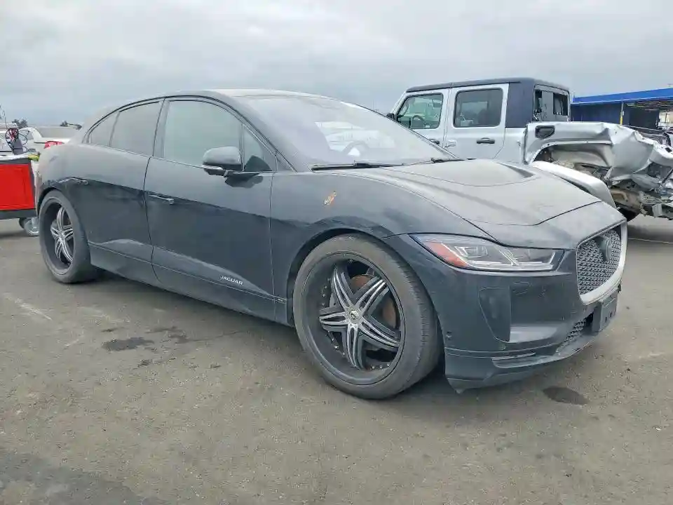 SADHC2S13K1F74415 2019 JAGUAR I-PACE-3