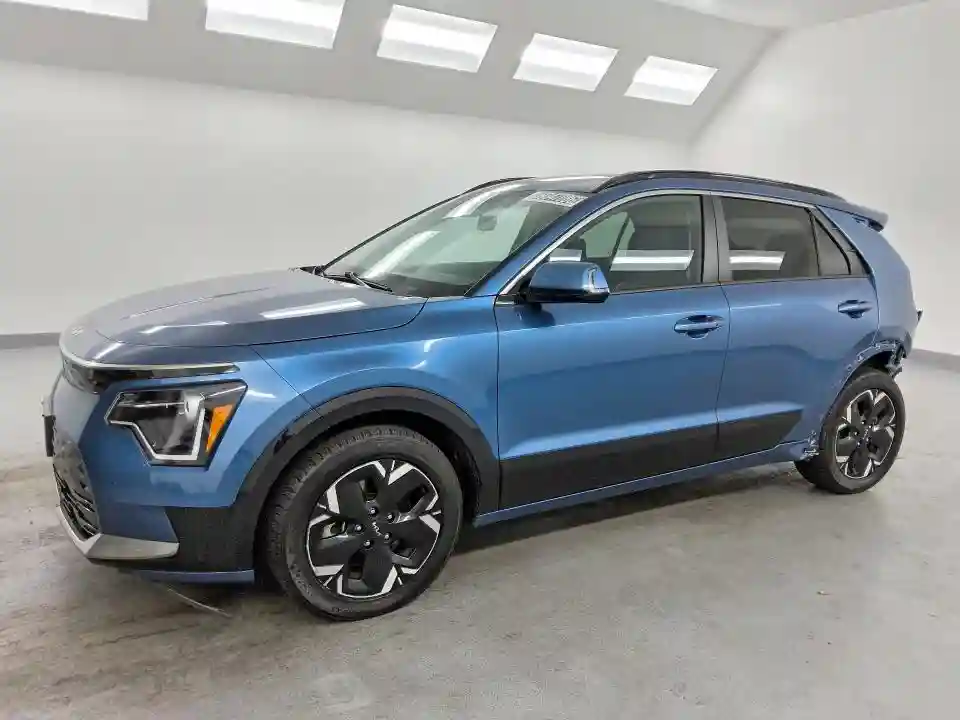 KNDCR3L10P5021338 2023 KIA NIRO-0