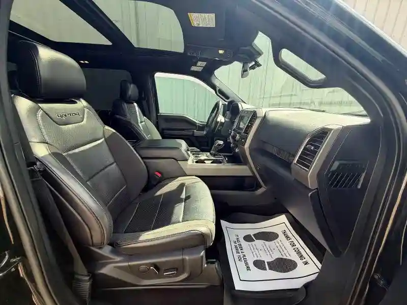 1FTFW1RG2KFB90303 2019 FORD F150-4
