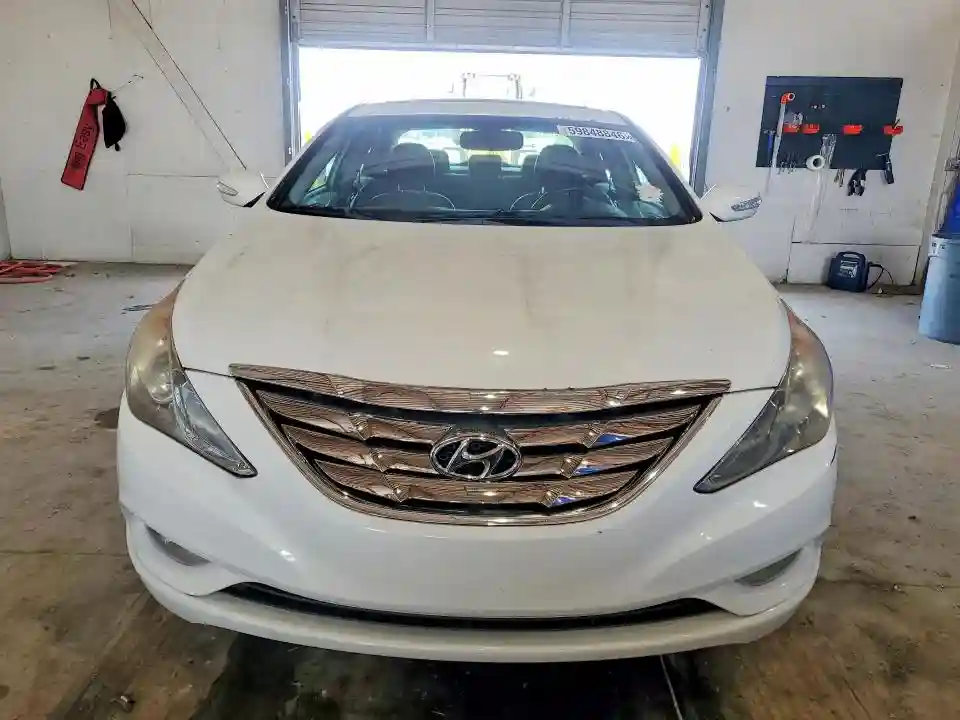 5NPEC4AC5BH118645 2011 HYUNDAI SONATA-4