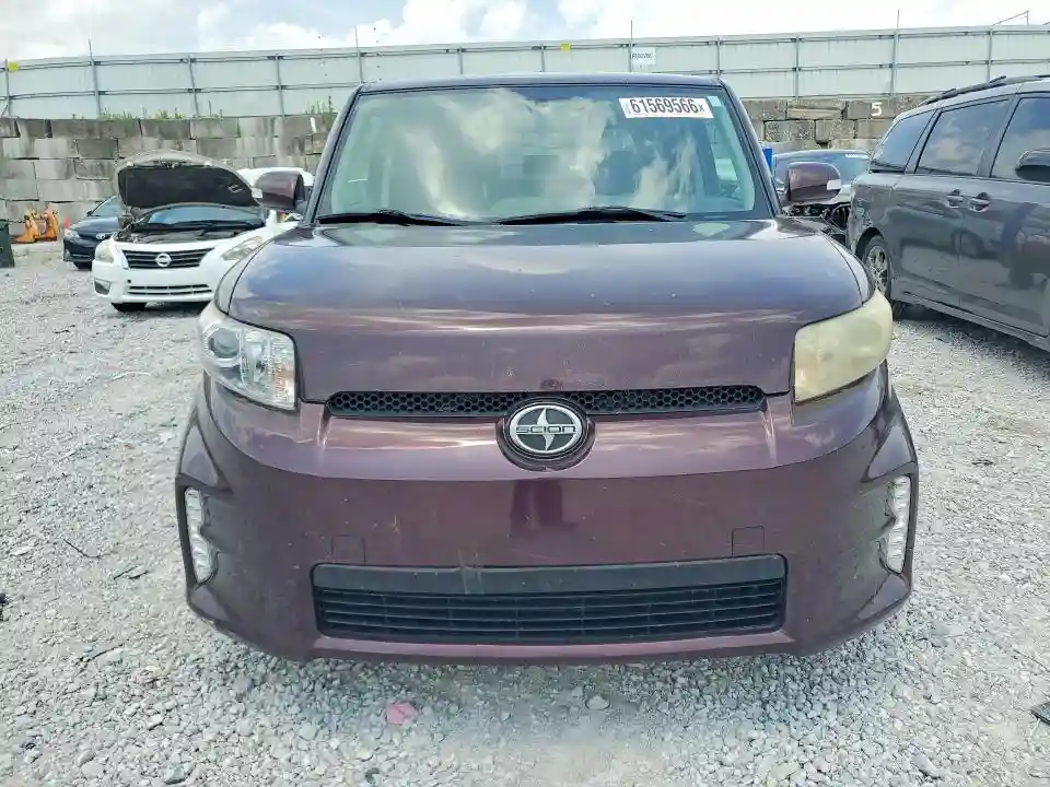 JTLZE4FE7EJ052699 2014 SCION XB-4