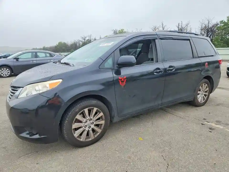 5TDJK3DCXFS097167 2015 TOYOTA SIENNA-0