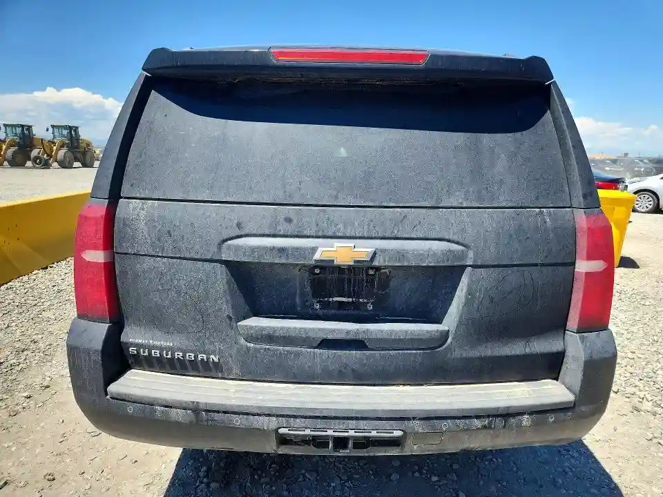 1GNSKJKC6FR209853 2015 CHEVROLET SUBURBAN-5