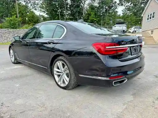 WBA7F2C31HG422888 2017 BMW 7 SERIES-1