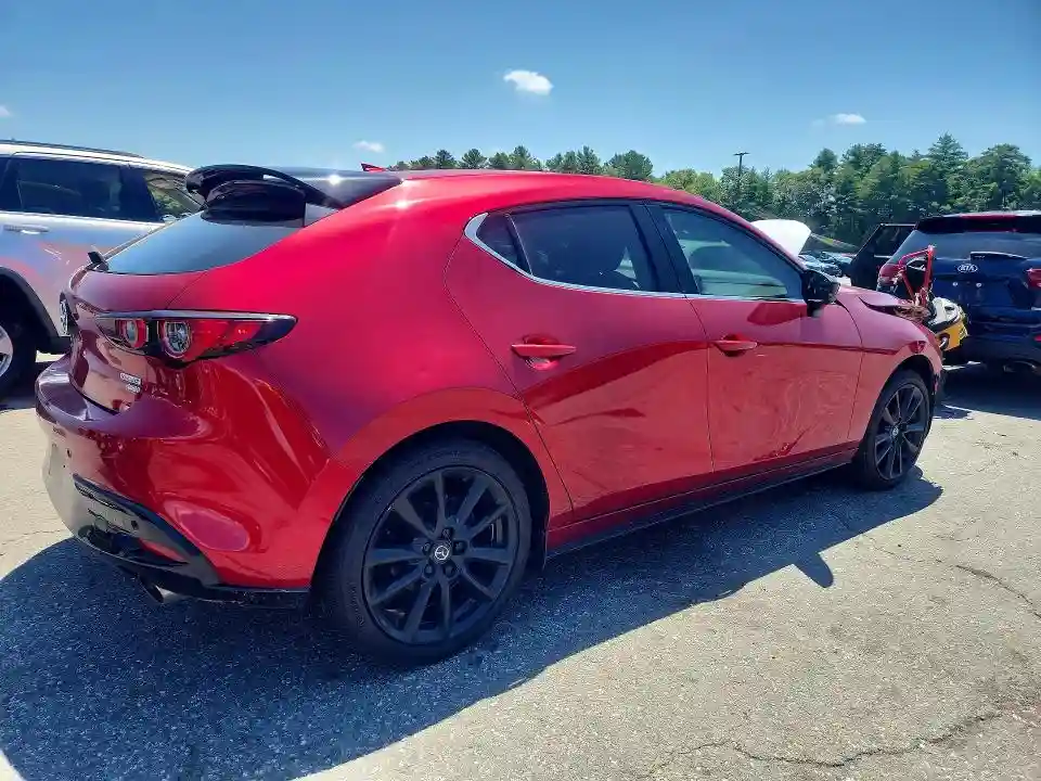 JM1BPBNY6R1707643 2024 MAZDA 3-2